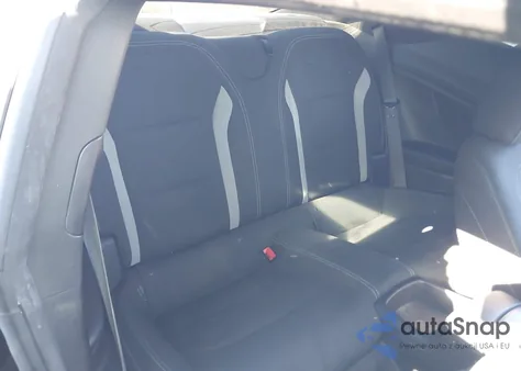 2021 Chevrolet Camaro Rwd 1Ls z USA, uszkodzony, nr VIN 1G1FB1RX6M0123052